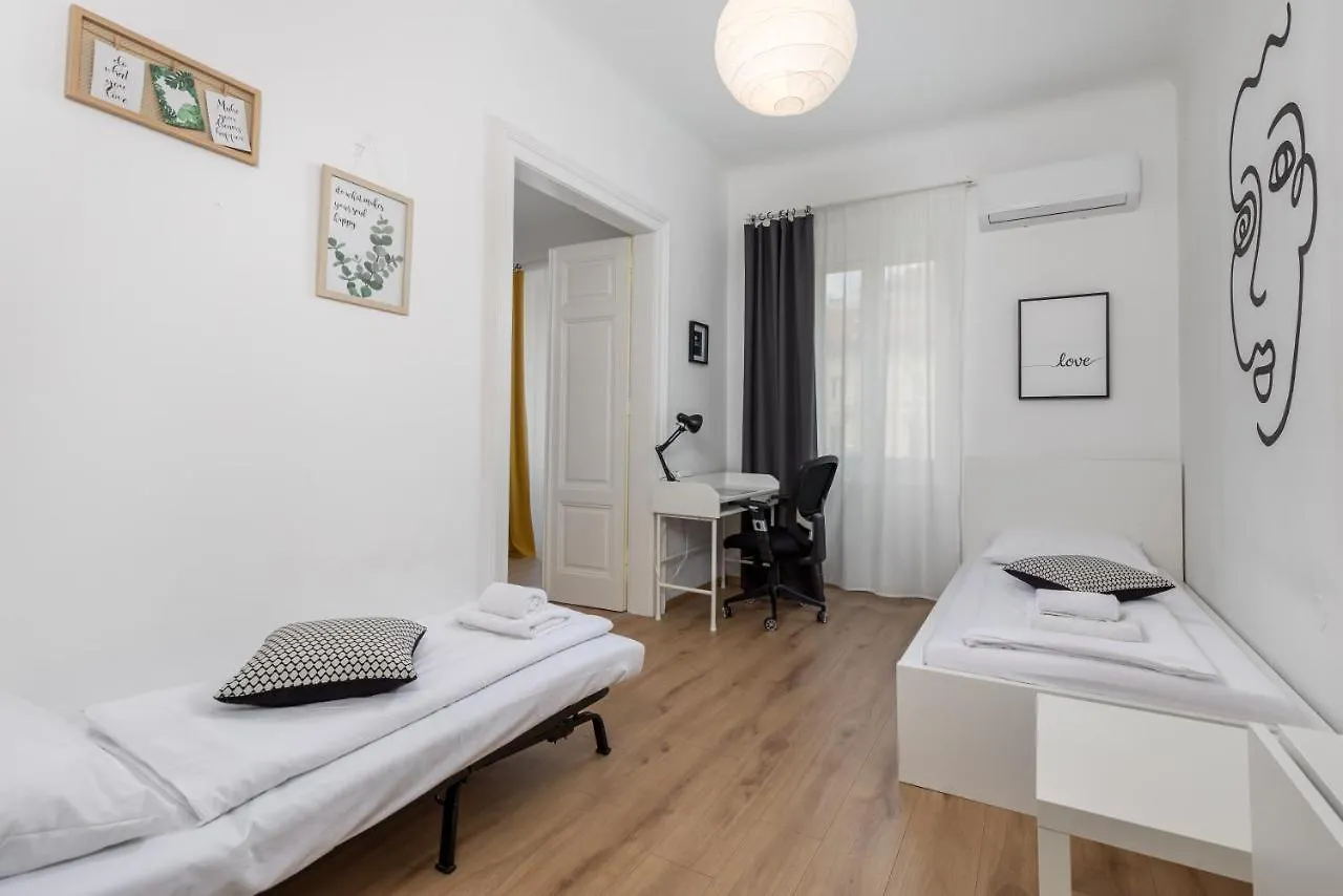 Brajda - 4 Bedroom Apartment Rijeka